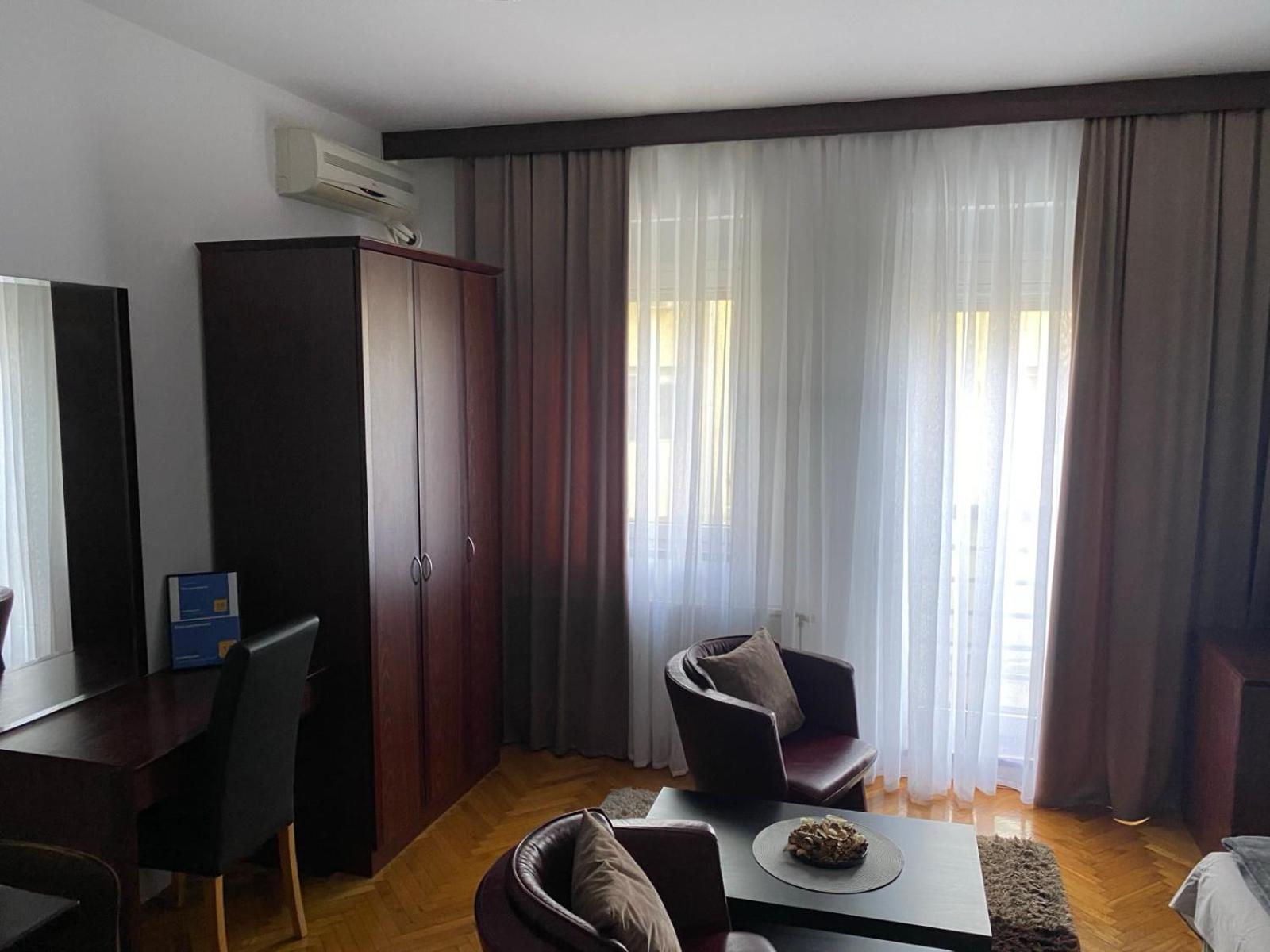 Dini Apartments Novi Sad Exterior photo